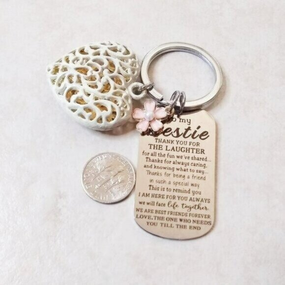 Heart Key Chain for Besties! Show your Love + Appreciation! Best Friend! Keyring - Picture 1 of 9